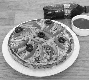 Veg Loaded Pizza With Cold Drink