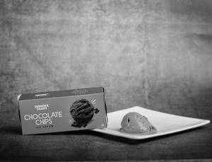 Chocolate Chips Ice Cream [700 Ml, Party Pack]