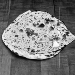 Nimboo Garlic Naan