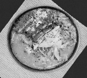 Chicken thukpa
