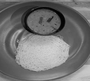 Idiyappam & Cherupayaru curry