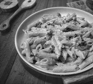 Pink Sauce Chicken Pasta