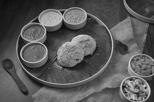 Kanchi Ghee Podi Rava Idly