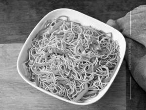 Hakka Noodles (veg)