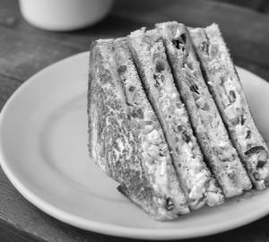 Veg grilled sandwich