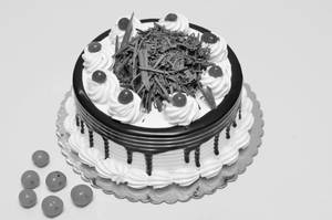 Black Forest Cake ( Eggless)