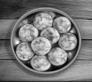Onion Kuzhi Paniyaram (8 piece)