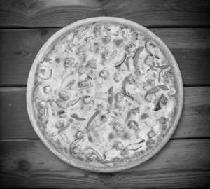 Paneer pizza ( 8 inches size)