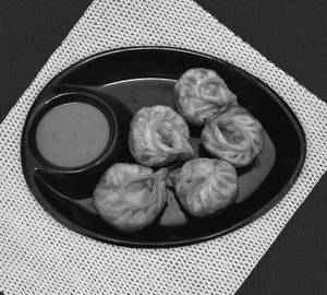 Prawn momos- fried