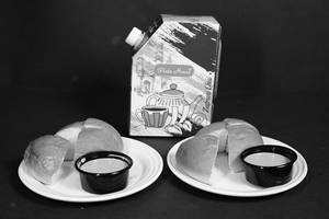 Pista House Zafrani Tea Kettle + 2 Malai Buns