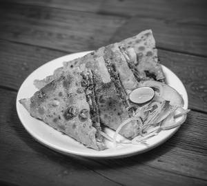 Chicken Mughlai Paratha