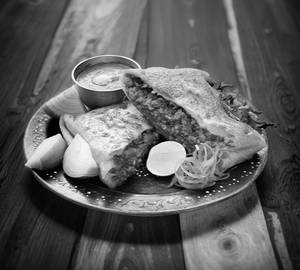 Chicken Mughlai Special Paratha