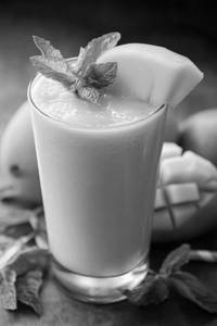 Alphanso mango shake