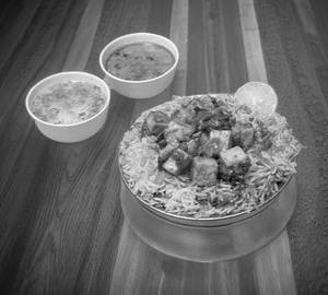 Veg paneer biryani