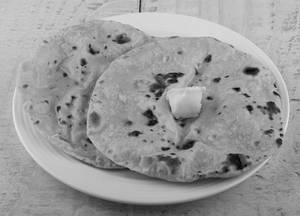 Butter Tandoori Roti (1 Pc)