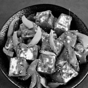 Chilli Paneer                      