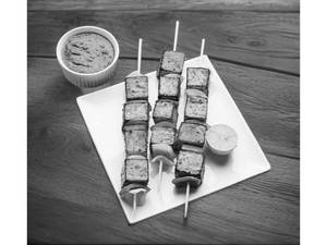 Achari Paneer Tikka