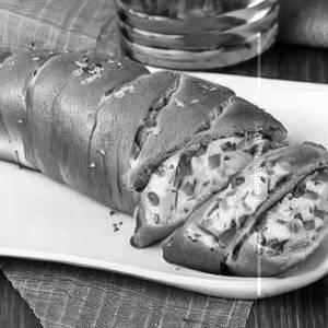 Chicken Stuffed Garlice Bread