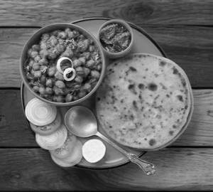 Chole With 2 Plain Paratha