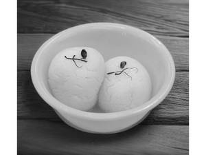 Sponge Rasgulla [2 Pieces]
