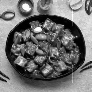 Chilli paneer                                                       
