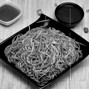 Veg Hakka Noodles