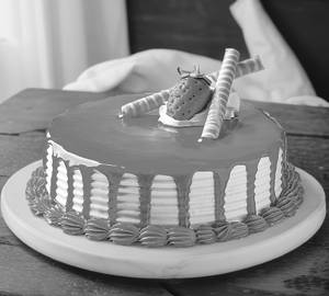 Strawberry Premium Cake