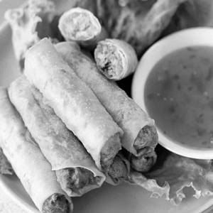 Asian Veg Spring Roll [6 pcs]