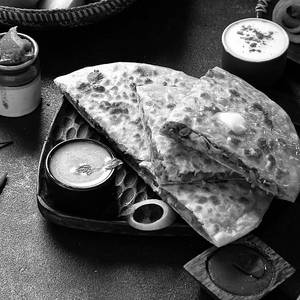 Achari Aloo Paratha Combo