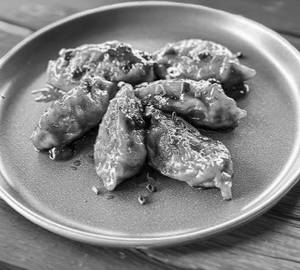 Pan Fry Momo (8Pc)
