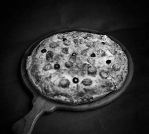 Chicken Tikka Pizza [Meduim]