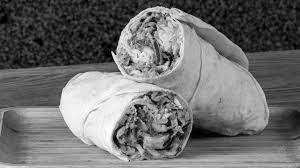 2 chicken momos rolls