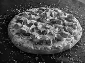 Paneer Tikka Pizza