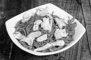 Schezwan Chicken Soft Noodles