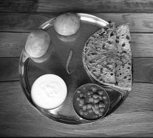 2 Aloo Paratha With Chole Sabji And Curd