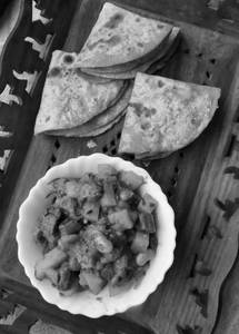 Rotee (2 Pcs) + Mixed Veg