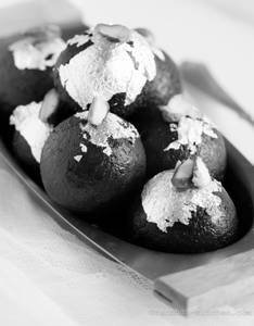 Kala Gulab Jamun(250Gram )     