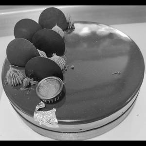 CHOCOLATE CAKE 1 KG