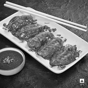 Veg Sichuan Chilli Momo