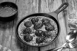 Veg Manchurian (gravy)