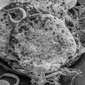 Tandoori Missi Roti