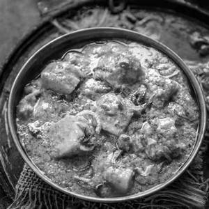 Paneer Korma ( Kaju Gravy White )