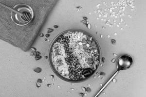 Crack Them Nuts Smoothie Bowl (350 Gms)