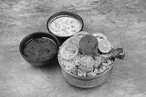Chicken Dum Hyderabadi Biryani [sc]