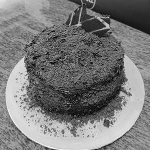 Truffle Pastry Cake (600g)