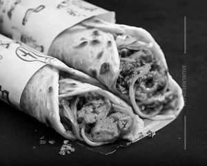 Zinger Chicken Parotta Roll 