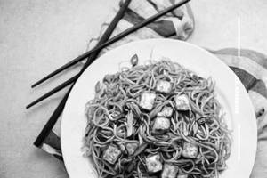 Paneer Hakka Noodles