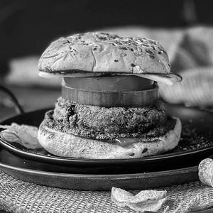 Masala Aloo Tikki Burger