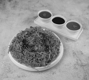 Veg schezwan noodles