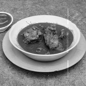 Chicken Varutharacha Curry 